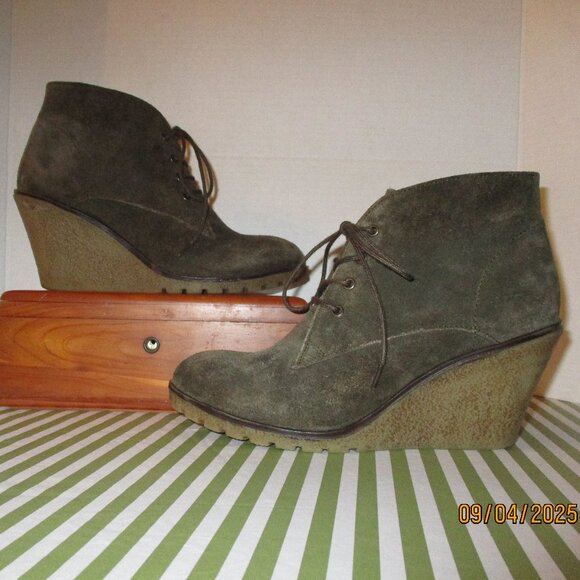 Skechers Suede Ankle Boots - Picture 3 of 13